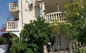 Apartments Adria
